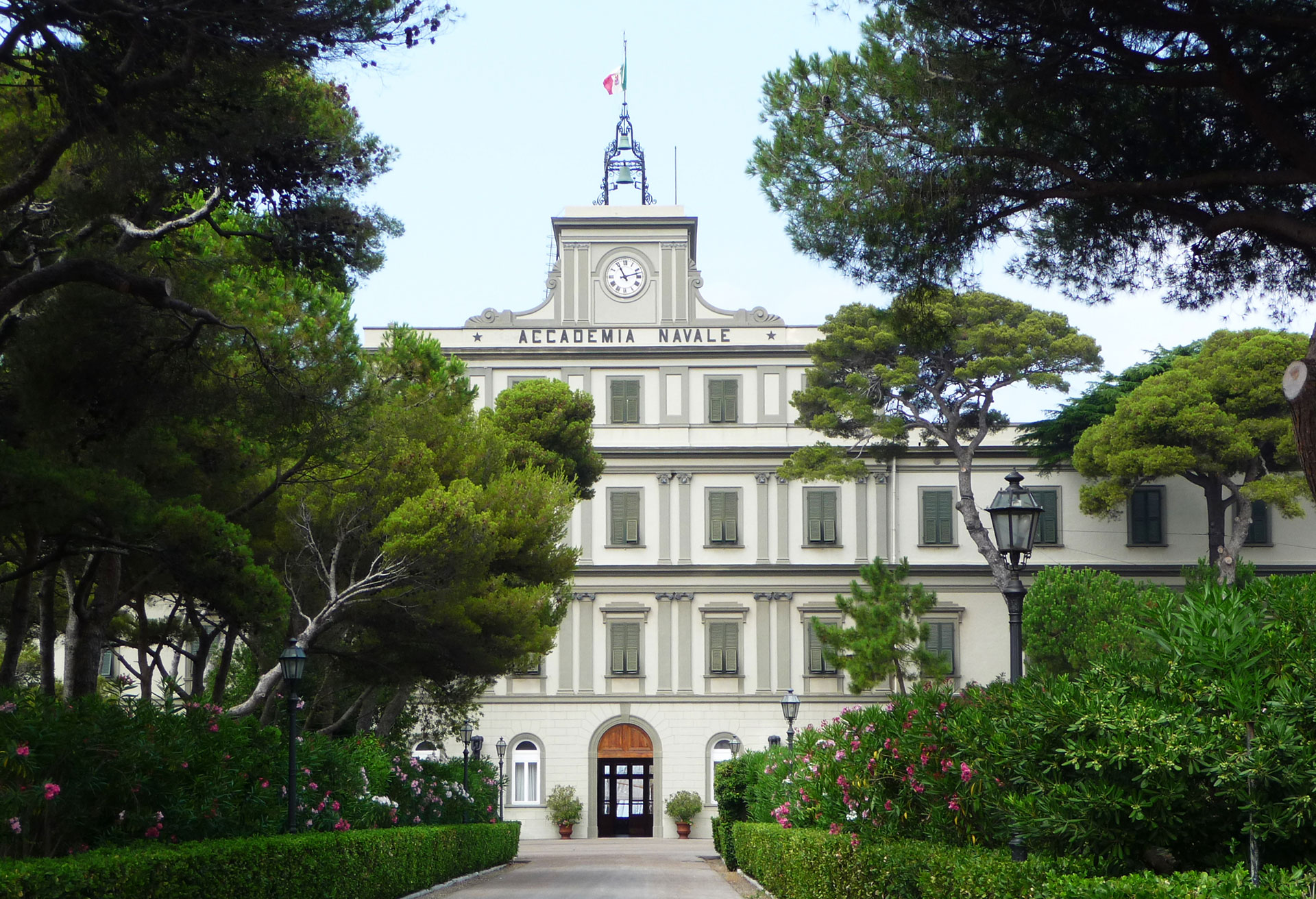Ammodernamento alloggi Marinaccad di Livorno
